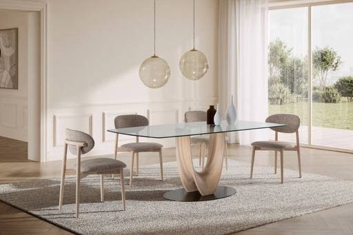 Camilla Chair — View 01