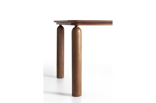 Gio Table — View 03